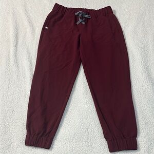 FIGS Women’s Maroon scrubs Joggers with Drawstring S/P